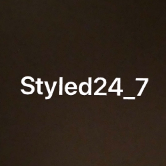 Meet your Posher, Natalie - Picture 1 of 1